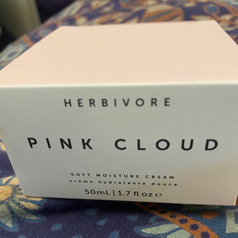 Pink Cloud Soft Moisture Cream